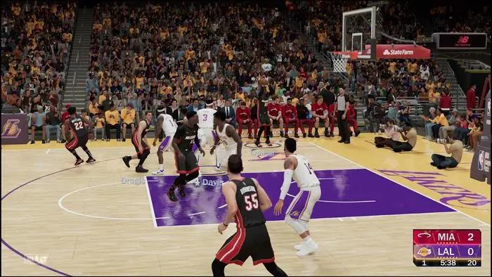 《NBA 2K21》真正将主机体验与这一代游戏区分开来的是手柄